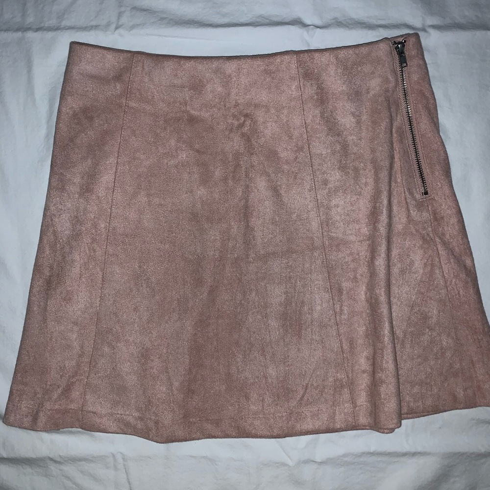 Pacsun / John Galt blush velvet skirt